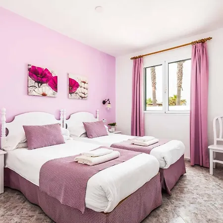 Villa Raquel Blanes *