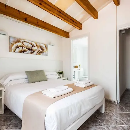 Raquel Blanes Вилла