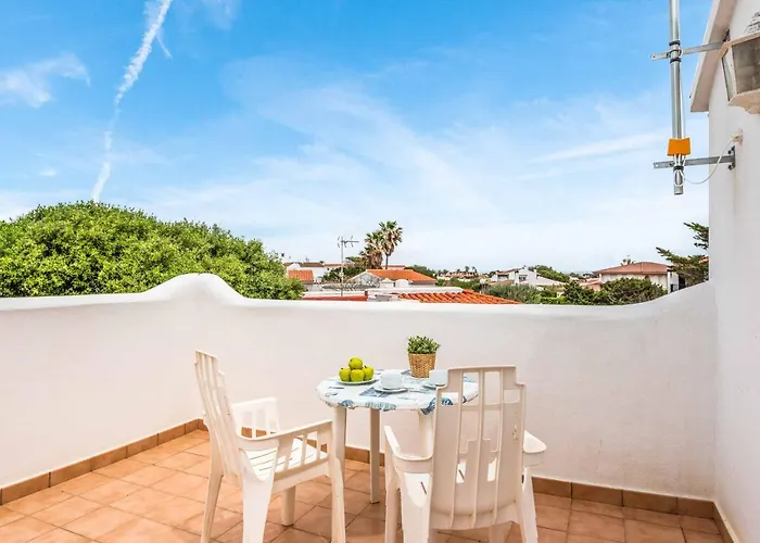 فيلة Raquel Blanes *